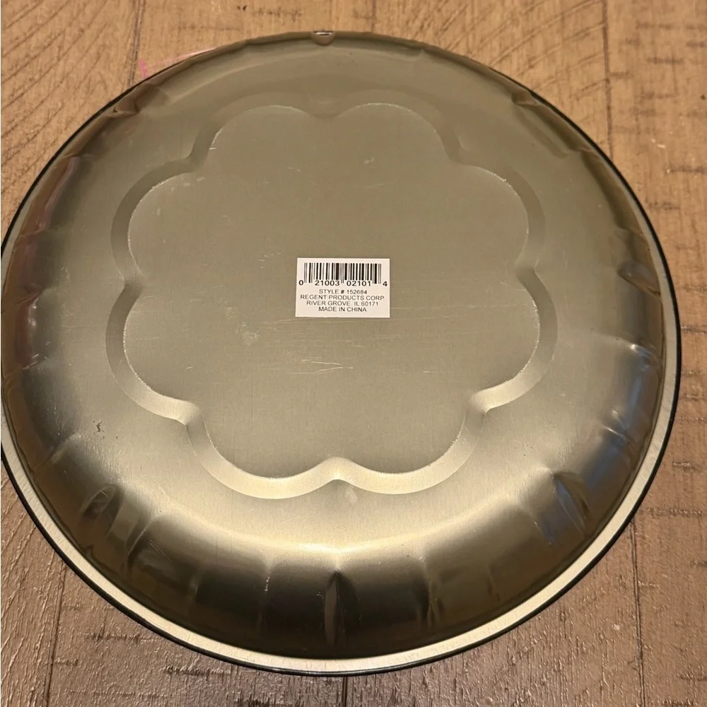 Vintage Halloween Metal Serving Tray Dish 10” - Picture 2 of 2